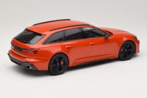 Audi RS6 C8 Avant Orange Metallic Minichamps 1:18 155018012 Druckguss — Bild 2 von 6