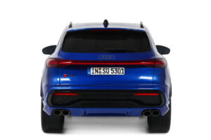 Audi SQ5 FY TFSI Ultra Blau Otto 1:18 OT1281 Resin — Bild 5 von 5