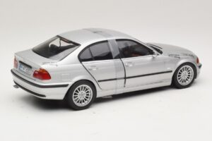 BMW 3-Series E46 6-Cylinder Silber UT Models 1:18 20512 Druckguss — Bild 2 von 6