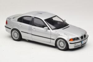 BMW 3-Series E46 6-Cylinder Silber UT Models 1:18 20512 Druckguss — Bild 4 von 6