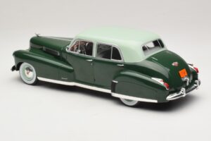 Cadillac Fleetwood Series 60 Special Grün MCG 1:18 MCG18657 Druckguss — Bild 5 von 6