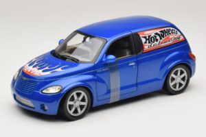 Chrysler PT Cruiser Lieferwagen Blau Hot Wheels 1:18 29616 Druckguss