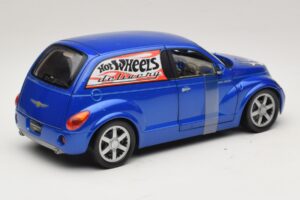 Chrysler PT Cruiser Lieferwagen Blau Hot Wheels 1:18 29616 Druckguss — Bild 2 von 7