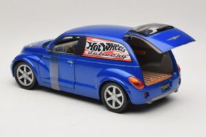 Chrysler PT Cruiser Lieferwagen Blau Hot Wheels 1:18 29616 Druckguss — Bild 4 von 7
