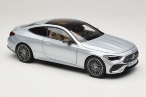 Mercedes CLE C236 Coupé Hightech Silver Norev 1:18 183939 Druckguss — Bild 6 von 8