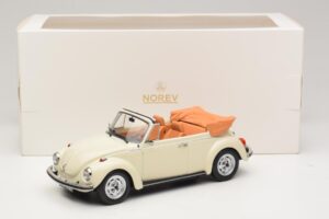 Volkswagen 1303 Cabrio Cream White Norev 1:18 188535 Druckguss — Bild 6 von 6