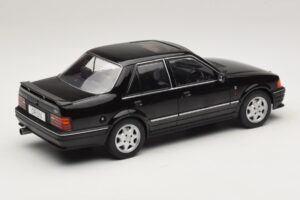 Ford Orion Mk2 RS Package Schwarz MCG 1:18 MCG18649 Druckguss — Bild 2 von 6