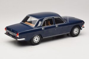 GAZ Volga GAZ-24-10 Dunkelblau MCG 1:18 MCG18014 Druckguss — Bild 2 von 6
