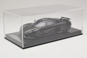 Koenigsegg Regera Schwarz Carbon-Paket FrontiArt 1:18 F079-179 Resin — Bild 6 von 7