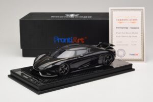 Koenigsegg Regera Schwarz Carbon-Paket FrontiArt 1:18 F079-179 Resin — Bild 7 von 7