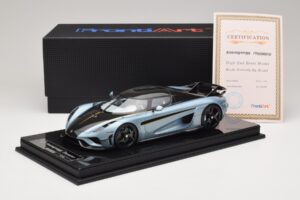 Koenigsegg Regera Blau Carbon-Paket FrontiArt 1:18 F079-173 Resin — Bild 7 von 7