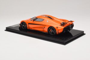 Koenigsegg Regera Orange Carbon-Paket FrontiArt 1:18 F071-153 Resin — Bild 5 von 7