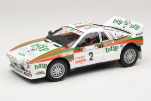 Lancia 037 #2 A. Bettega / M. Perissinot Rally San Marino 1984 Kyosho 1:18 08306F Druckguss