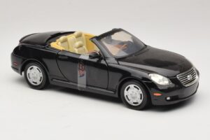 Lexus SC430 Cabriolet Schwarz Motormax 1:18 73119 Druckguss — Bild 4 von 6
