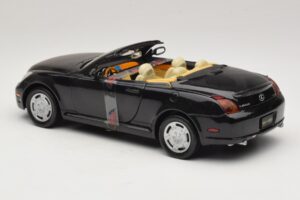 Lexus SC430 Cabriolet Schwarz Motormax 1:18 73119 Druckguss — Bild 5 von 6