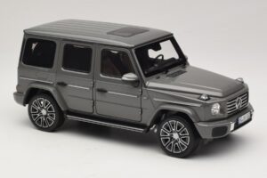 Mercedes G-Class W465 Classic Grey Norev 1:18 183035 Druckguss — Bild 4 von 6