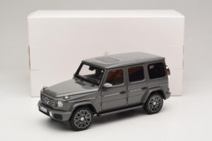 Mercedes G-Class W465 Classic Grey Norev 1:18 183035 Druckguss — Bild 6 von 6