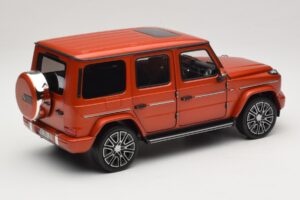 Mercedes G-Class W465 Copper Orange Matt Norev 1:18 183033 Druckguss — Bild 2 von 6