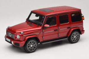 Mercedes G-Class W465 Hyacinth Red Norev 1:18 183037 Druckguss