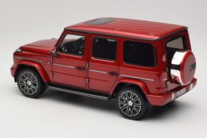 Mercedes G-Class W465 Hyacinth Red Norev 1:18 183037 Druckguss — Bild 5 von 6