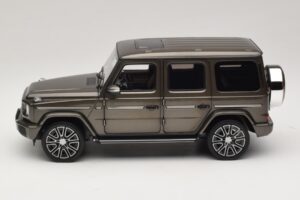 Mercedes G-Class W465 Indium Grey Norev 1:18 183036 Druckguss — Bild 3 von 6