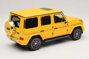 Mercedes G-Class W465 Sun Yellow Norev 1:18 183038 Druckguss — Bild 2 von 6