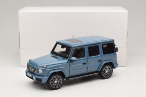 Mercedes G-Class W465 Vintage Blue Norev 1:18 183034 Druckguss — Bild 6 von 6