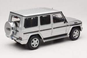 Mercedes G500 W463 LWB Händler Edition Silber AUTOart 1:18 B66962142 Druckguss — Bild 3 von 8