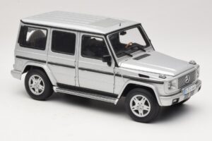 Mercedes G500 W463 LWB Händler Edition Silber AUTOart 1:18 B66962142 Druckguss — Bild 6 von 8
