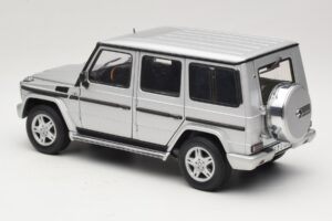 Mercedes G500 W463 LWB Händler Edition Silber AUTOart 1:18 B66962142 Druckguss — Bild 7 von 8