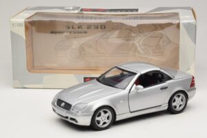 Mercedes SLK230 R170 AMG Roadster Silber UT Models 1:18 26152 Druckguss — Bild 8 von 8