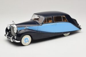 Rolls-Royce Silver Wraith Empress by Hooper Schwarz & Dunkelblau MCG 1:18 MCG18051 Druckguss