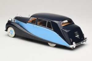Rolls-Royce Silver Wraith Empress by Hooper Schwarz & Dunkelblau MCG 1:18 MCG18051 Druckguss — Bild 5 von 6