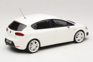 SEAT Leon Cupra R Mk2 Weiß Otto 1:18 OT1332 Resin — Bild 2 von 6