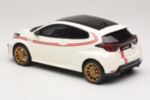 Toyota GR Yaris TGR Italy Limitierte Auflage Pure White Otto 1:18 OT1183 Resin — Bild 5 von 6
