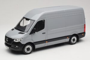 Mercedes Sprinter Grau Norev 1:18 Mercedes Sprinter Grau Norev 1:18 183042 Druckguss