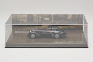 Alfa Romeo 8C 2900B Lungo Schwarz Minichamps 1:43 436120421 Druckguss — Bild 5 von 5