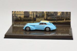 Alfa Romeo 8C 2900B Lungo Hellblau Minichamps 1:43 436120420 Druckguss