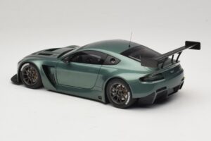 Aston Martin V12 Vantage GT3 Grün AUTOart 1:18 81306 Druckguss — Bild 5 von 6
