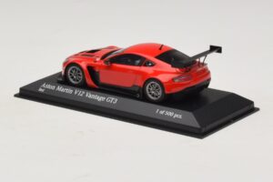 Aston Martin V12 Vantage GT3 Rot Minichamps 1:43 4371121392 Druckguss — Bild 3 von 4