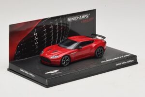 Aston Martin V12 Zagato Rot Minichamps 1:43 437137220 Druckguss — Bild 2 von 5