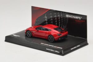Aston Martin V12 Zagato Rot Minichamps 1:43 437137220 Druckguss — Bild 3 von 5