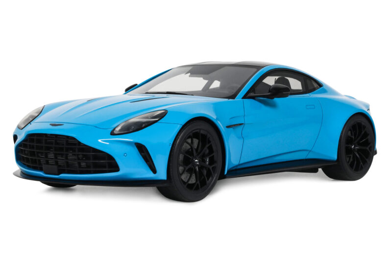Aston Martin Vantage Elwood Blue GT Spirit 1:18 Aston Martin Vantage Elwood Blue GT Spirit 1:18 GT1008 Resin
