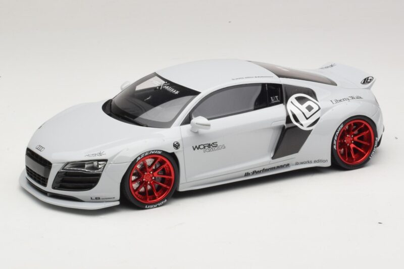 Audi R8 42 Liberty Walk Weiß GT Spirit 1:18 GT325 Resin