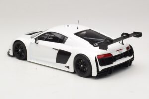 Audi R8 LMS Ultra Weiß 2015 Minichamps 1:18 153151100 Druckguss — Bild 5 von 6