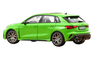 Audi RS3 8Y Sportback Kyalami Green Norev 1:18 188390 Druckguss — Bild 3 von 3
