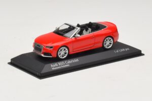 Audi RS5 B8 Cabriolet Rot Minichamps 1:43 410011230 Druckguss — Bild 2 von 4