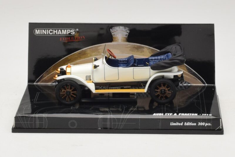 Audi Typ A Phaeton Weiß Blau Minichamps 1:43 Audi Typ A Phaeton Weiß Blau Minichamps 1:43 437019032 Druckguss