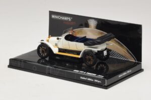 Audi Typ A Phaeton Weiß Blau Minichamps 1:43 437019032 Druckguss — Bild 3 von 5