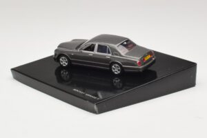 Bentley Arnage T Cypress Grey Minichamps 1:43 BL386 Druckguss — Bild 3 von 4